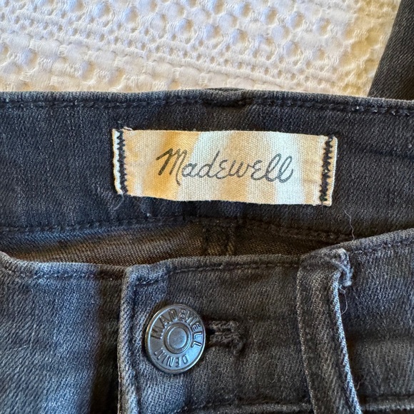 Madewell Faded Black Dark Grey 9” High Rise Skinny distressed Raw Hem Jeans - Picture 4 of 8